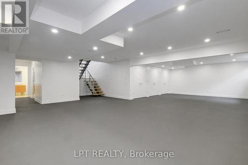 298 Crestview Road, Ottawa, ON - Indoor Photo Showing Other Room