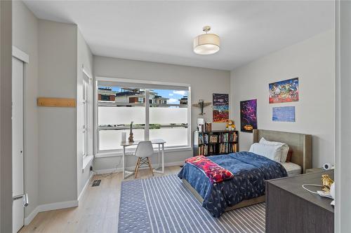 15-1395 Prairie Rose Drive, Kamloops, BC - Indoor Photo Showing Bedroom