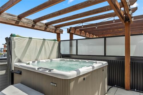 15-1395 Prairie Rose Drive, Kamloops, BC - Outdoor With Exterior