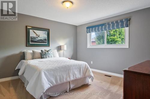 2421 Susquehanna Court, Oakville, ON - Indoor Photo Showing Bedroom