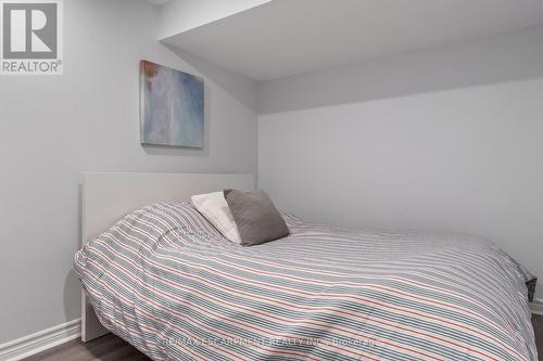 2421 Susquehanna Court, Oakville, ON - Indoor Photo Showing Bedroom