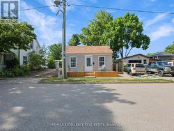 79 SUNNYHILL ROAD  Cambridge, ON N3C 1J6