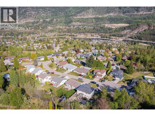 3410 Windsor Place, Castlegar, BC - Outdoor With View