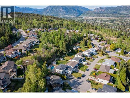 3410 Windsor Place, Castlegar, BC - Outdoor With View