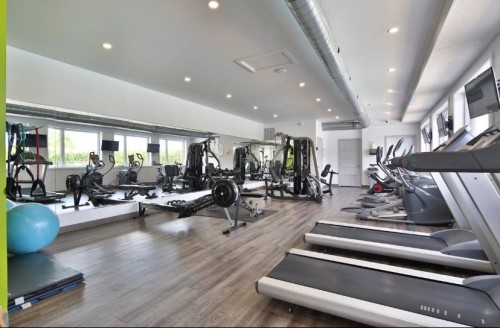 Salle d'exercice - 305-3745 Av. Jean-Béraud, Laval (Chomedey), QC - Indoor Photo Showing Gym Room