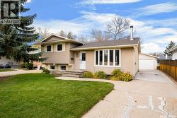 14 Pearson PLACE  Regina, SK S4S 5W2