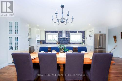 3517 Lockhart Road, Clarington, ON - Indoor Photo Showing Dining Room