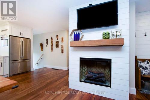 3517 Lockhart Road, Clarington, ON - Indoor Photo Showing Living Room With Fireplace