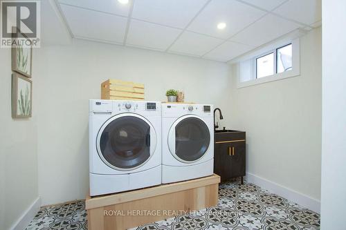 3517 Lockhart Road, Clarington, ON - Indoor Photo Showing Laundry Room