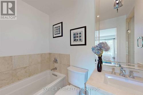 204 - 15 Rean Drive, Toronto, ON - Indoor Photo Showing Bathroom