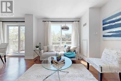 204 - 15 Rean Drive, Toronto, ON - Indoor Photo Showing Living Room
