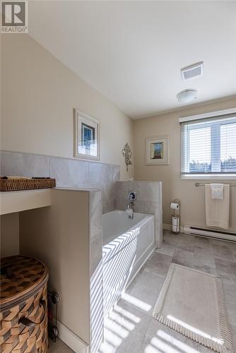 48 Quigley'S Lane, Torbay, NL - Indoor Photo Showing Bathroom