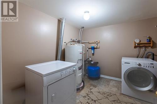 48 Quigley'S Lane, Torbay, NL - Indoor Photo Showing Laundry Room