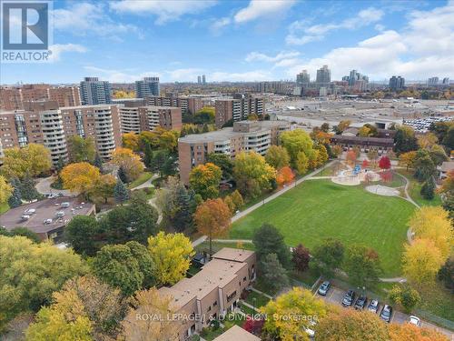 61 - 189 Springhead Gardens, Richmond Hill, ON - Outdoor With View