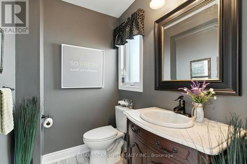 36 Pinecreek Road, Hamilton, ON - Indoor Photo Showing Bathroom