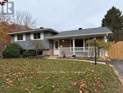 55 GRACEFIELD CRESCENT  Kitchener, ON N2E 1R8