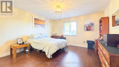 13 - 33 Fairhaven Lane, Goderich (Goderich (Town)), ON - Indoor Photo Showing Bedroom