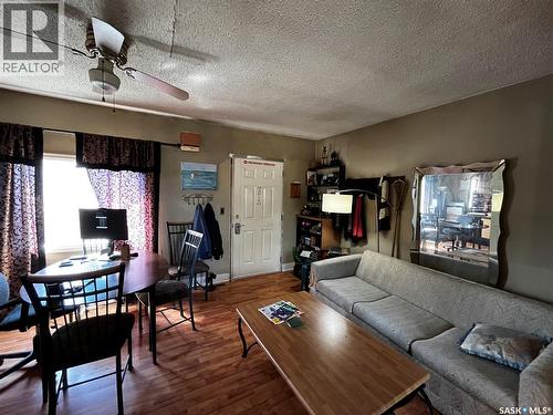 121 5Th Street, Bladworth, SK - Indoor Photo Showing Living Room