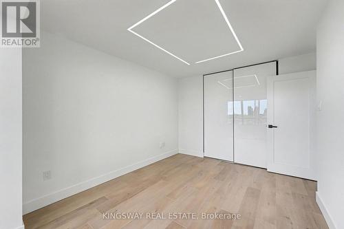 712 - 7420 Bathurst Street, Vaughan, ON - Indoor Photo Showing Other Room