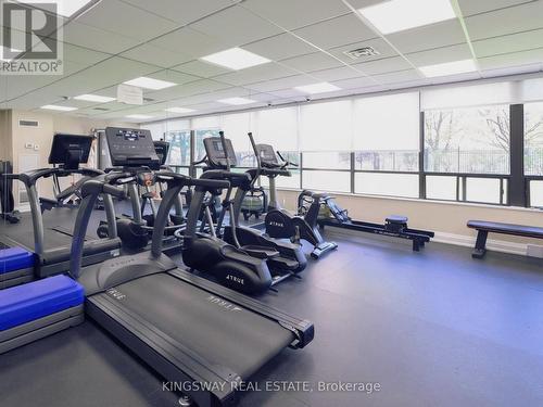 712 - 7420 Bathurst Street, Vaughan, ON - Indoor Photo Showing Gym Room