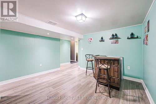 5 Gloucester Place, Brampton, ON - Indoor Photo Showing Other Room