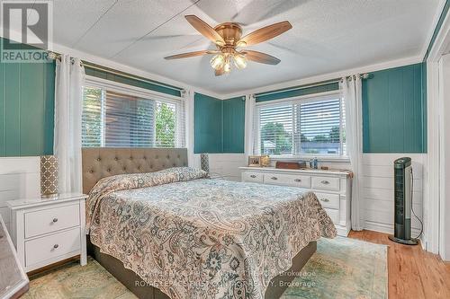 2 Nature Trail, Innisfil, ON - Indoor Photo Showing Bedroom