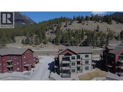 7291 PROSPECTOR Avenue Unit# 401  Radium Hot Springs, BC V0A 1M0