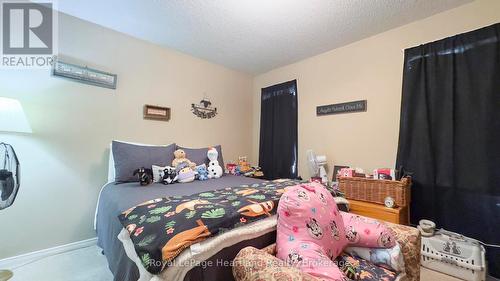 91 Anglesea Street, Goderich (Goderich (Town)), ON - Indoor Photo Showing Bedroom