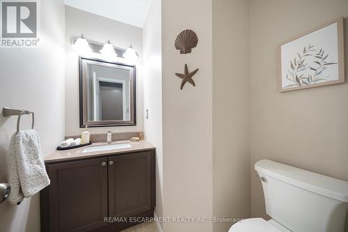 4106 Kryzan Drive, Burlington, ON - Indoor Photo Showing Bathroom