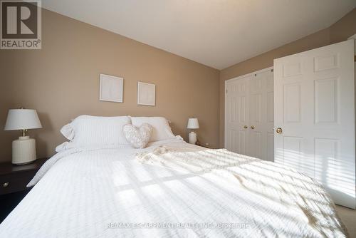 4106 Kryzan Drive, Burlington, ON - Indoor Photo Showing Bedroom