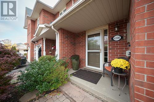 4106 Kryzan Drive, Burlington, ON - Outdoor With Exterior