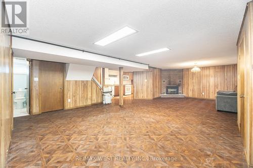 47 Elizabeth Street, Caledon, ON - Indoor