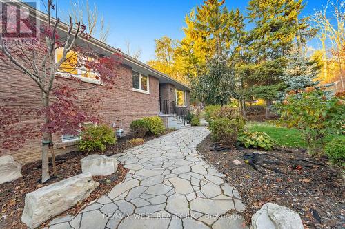 47 Elizabeth Street, Caledon, ON - Outdoor