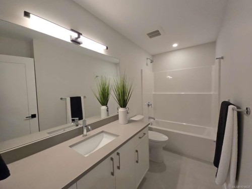 493 Delora Dr, Colwood, BC 