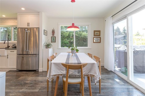 1879 Jeffree Rd, Central Saanich, BC 