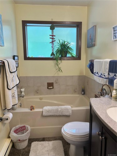 514 Cedar Cres, Gold River, BC 