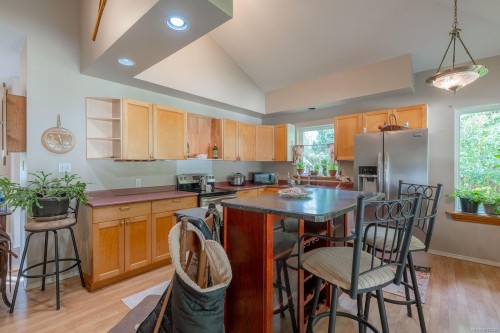 A-280 Binnacle Rd, Bamfield, BC - Indoor