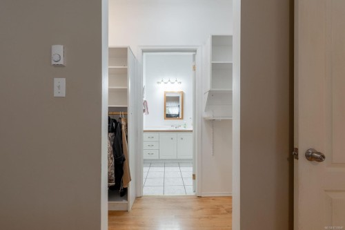 A-280 Binnacle Rd, Bamfield, BC - Indoor Photo Showing Other Room