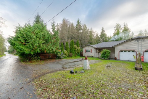 A-280 Binnacle Rd, Bamfield, BC - Outdoor