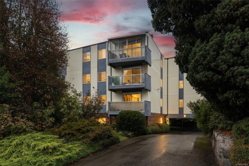 201-1188 Yates St  Victoria, BC V8V 3M8