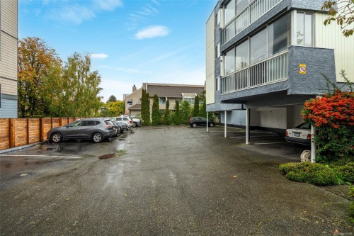 201-1188 Yates St, Victoria, BC - Outdoor