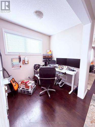 693 Doon South Drive, Kitchener, ON - Indoor