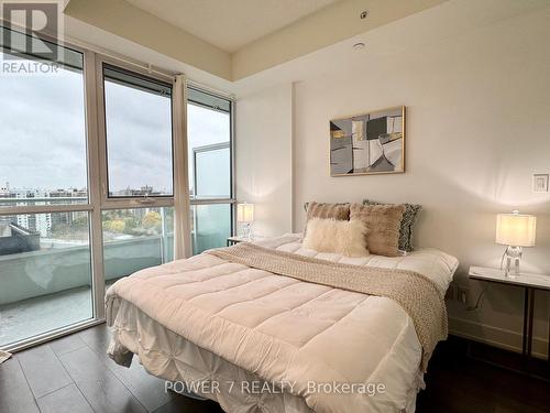 1705 - 180 Fairview Mall Drive, Toronto, ON - Indoor Photo Showing Bedroom
