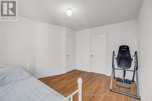 18 Daiseyfield Crescent, Vaughan, ON - Indoor Photo Showing Bedroom