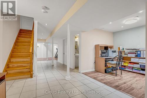 18 Daiseyfield Crescent, Vaughan, ON - Indoor