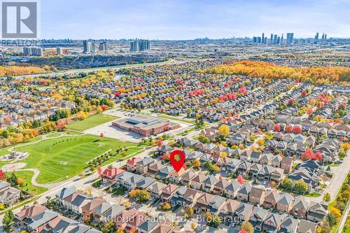 18 Daiseyfield Crescent, Vaughan, ON - Outdoor With View
