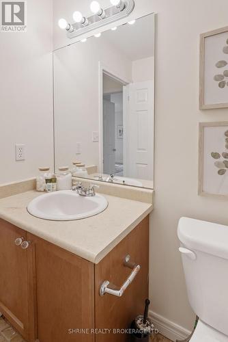 899 Bradshaw Crescent, London North (North C), ON - Indoor Photo Showing Bathroom