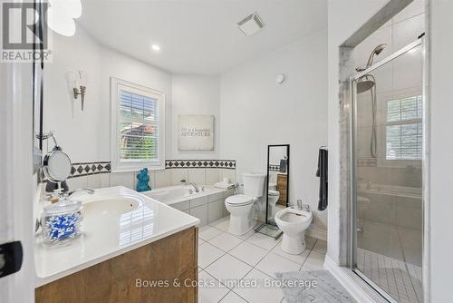 4588 Paynes Crescent, Clarington, ON - Indoor Photo Showing Bathroom