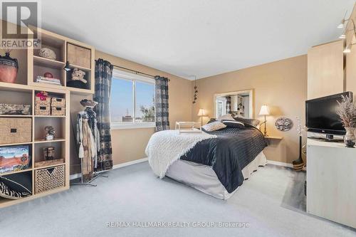 941 Cookshire Crescent, Ottawa, ON - Indoor Photo Showing Bedroom