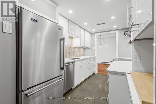103 - 295 Gilmour Street, Ottawa, ON - Indoor Photo Showing Kitchen With Stainless Steel Kitchen